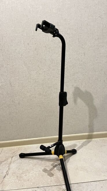 купить комуз бишкек: Напольная стойка для гитары/баса HERCULES с автоматическим держателем — 1