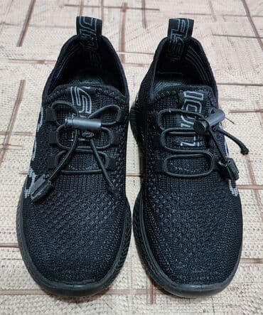 детская обувь карабалта: Кросовки детские чёрные (иззики). Практически новые, одевали на — 5