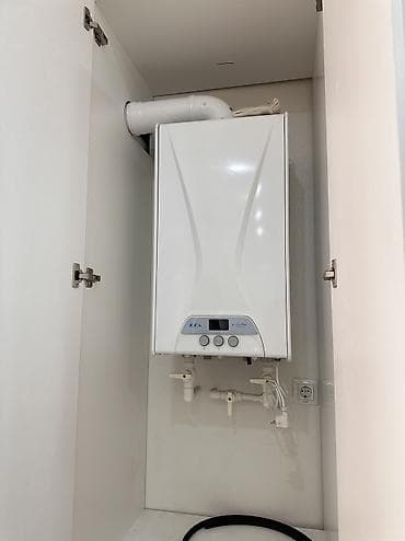сдаётся квартира айни: 2 комнаты, 65 м², Индивидуалка, 5 этаж, Евроремонт — 9