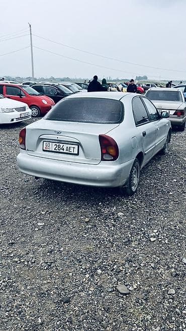 Daewoo Lanos: 2000 г., 1.5 л, Механика, Газ, Седан
