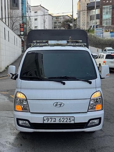 Легкий грузовик, Hyundai, Стандарт, До 1 т, Б/у — 2