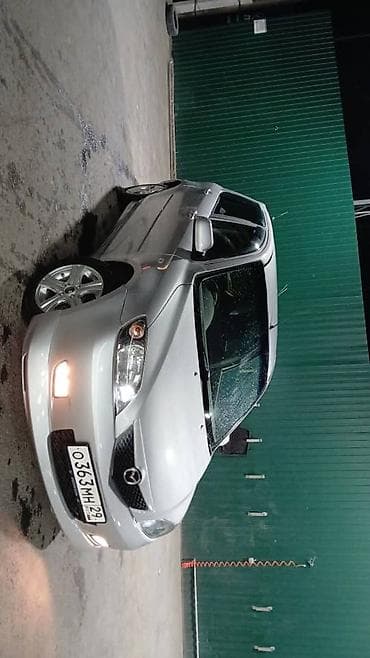 продажа форд: Mazda Verisa: 2002 г., 1.5 л, Автомат, Бензин, Хэтчбэк — 2