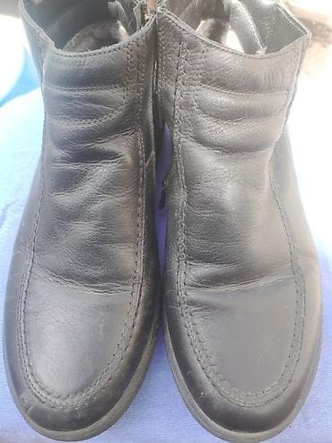 зимные берцы: Зимние мужские ботинки (2 пары) 1) Черные кожаные ботинки-дутики на — 2