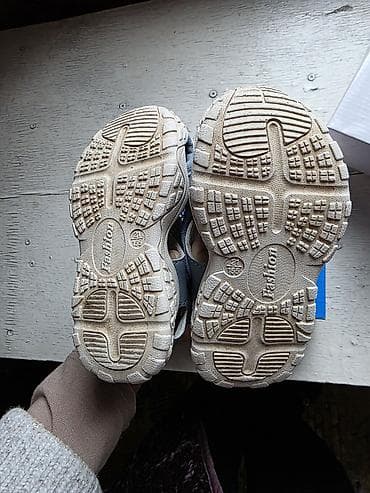 синие детские туфли: Детская обувь комплектом: 1) Зимние ботинки для малыша, черные. - — 5