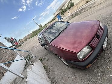 outback 2019: Volkswagen Vento: 1992 г., 1.8 л, Механика, Бензин, Седан — 3