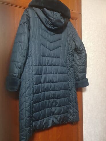 спортивные пуховики: Новое зимнее пальто био-пух . Производство Италия.Капюшон и манжеты — 16