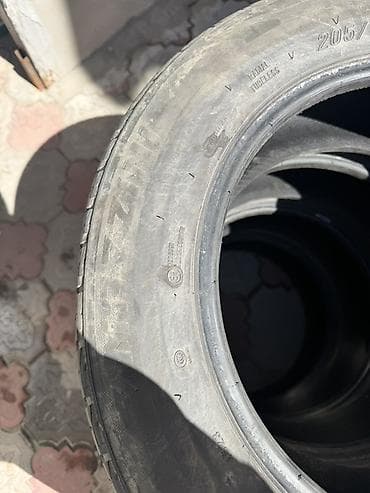 16 р: Комплект шин летних, 4 штуки.

- Размер: 205/55 R16 2023жыл срочно — 2