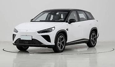 Электрический и гибридный кроссовер (5 мест) с современным дизайном и