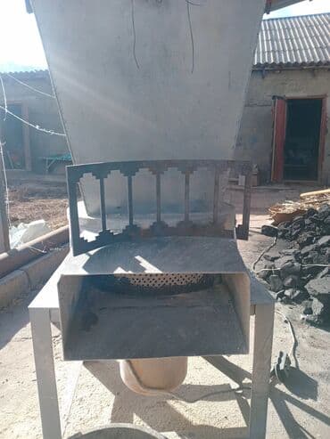 бу оборудование для ресторанов: Зернодробилка/кормодробилка самодельной конструкции. Назначение: - — 3