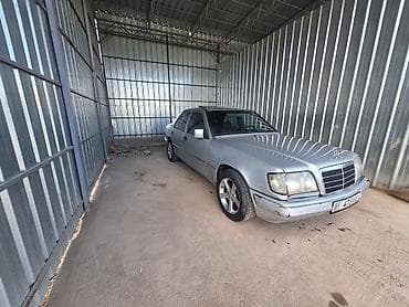 Унаа: Mercedes-Benz W124: 1994 г., 2.2 л, Кол менен иштөөчү, Бензин, Седан — 2