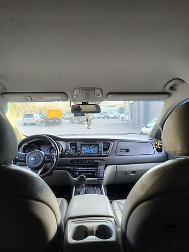 sprinter 4x4: Kia Carnival: 2016 г., 2.2 л, Автомат, Дизель, Минивэн — 8