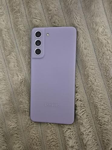гелек: Samsung Galaxy S21 FE 5G, лавандовый цвет (Lavender) - Экран 6.4" — 2