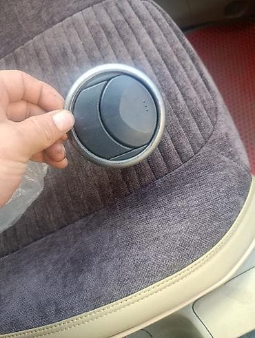 дефлекторы кондиционер: Дефлектор воздуховода Mazda 2005 г., Б/у, Оригинал, Япония — 1