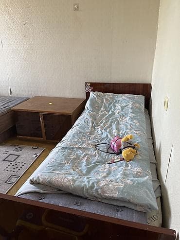 нужна одна девушка: 2 комнаты — 1