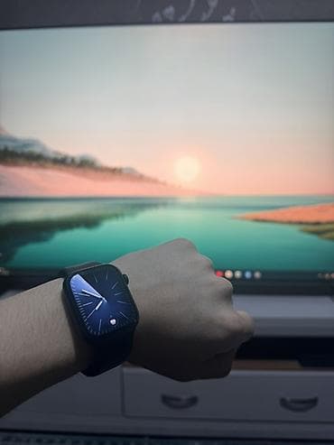 apple iphone a: Apple Watch Series 8 45 мм GPS — чёрный, батарея 88%, почти новые, без — 1