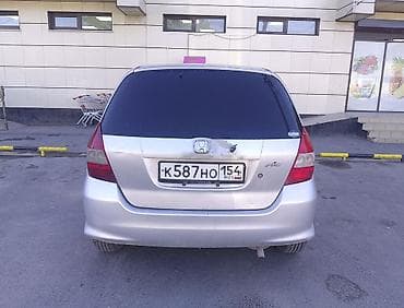 перекупщик авто: Honda Fit: 2001 г., 1.3 л, Автомат, Бензин, Хэтчбэк — 4