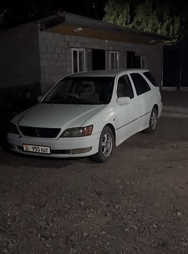 Toyota Vista: 1998 г., 2 л, Автомат, Бензин, Универсал — 1