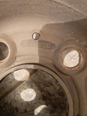 значок бмв: Железные Диски R 15 1 шт, отверстий - 5, Б/у — 3