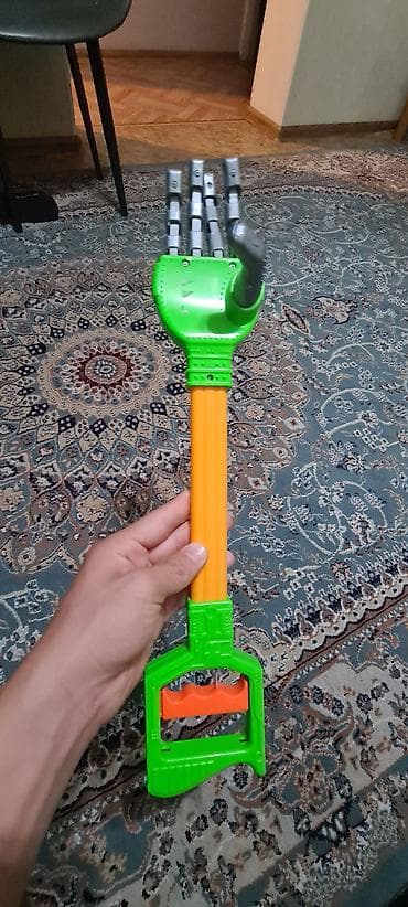 золото сср: Игрушечная рука — 1