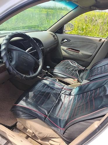 Продажа авто: Daewoo Nubira: 2002 г., Бензин, Седан — 7