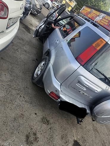 Транспорт: Honda CR-V: 2001 г., 2 л, Механика, Бензин, Кроссовер — 2