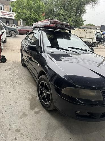 subaru forest: Mitsubishi Carisma: 2004 г., Седан — 2