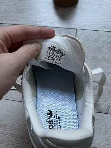 просто размеру не подходит: Кроссовки, 37, Adidas Originals, Б/у, цвет - Белый, Самовывоз — 4