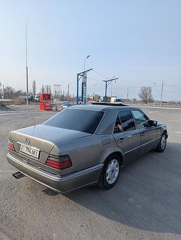 e53 4 8: Mercedes-Benz W124: 1994 г., 2.2 л, Автомат, Бензин, Седан — 7