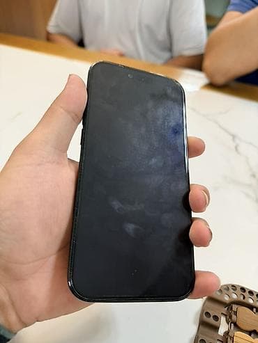 iphone se1: IPhone Air, Б/у, 256 ГБ, Черный, Чехол, 94 % — 3