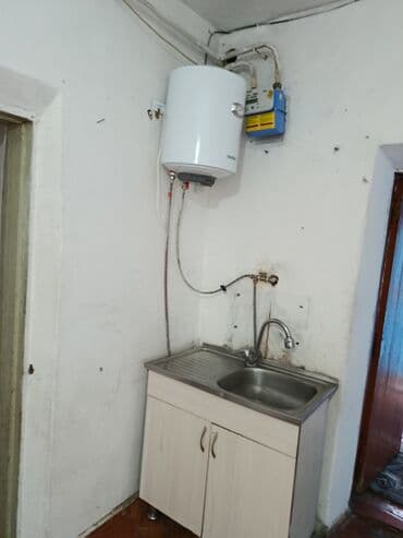 Кыймылсыз мүлк: 20 м², 2 бөлмө, Забор, тосулган — 3