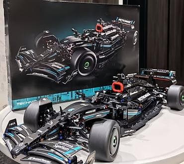 лего ф1: Конструктор Technic: гоночный болид Mercedes-AMG Petronas Formula 1 — 1