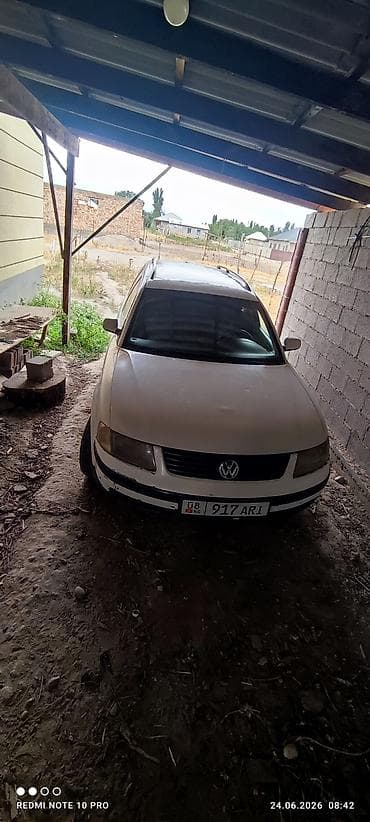Volkswagen Passat Variant: 1997 г., 2 л, Механика, Универсал — 4