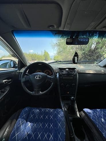 атбашы авто: Toyota Corolla: 2008 г., 1.4 л, Кол менен иштөөчү, Бензин, Седан — 10