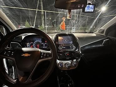 Продажа авто: Chevrolet Spark: 2018 г., 1 л, Автомат, Бензин, Хэтчбэк — 5