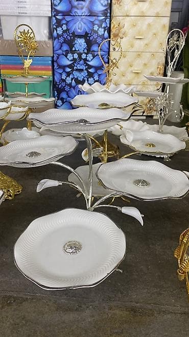 Набор праздничных этажерок и конфетниц для сервировки стола - — 2