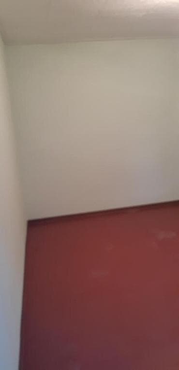 Кыймылсыз мүлк: 10 м², Эмерексиз — 4