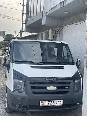 фары 220: Ford Transit T300 пассажирский микроавтобус - Кузов: длинная база — 4