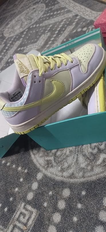 Кроссовки Nike Dunk Low (женская/унисекс модель) в пастельной