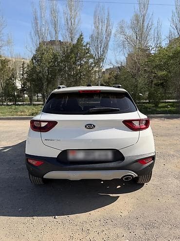 suzuki 200: Kia Stonic: 2019 г., 1.4 л, Автомат, Бензин, Кроссовер — 5