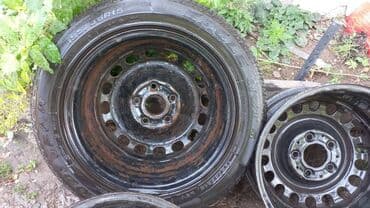 шипы для шины: Железные Диски R 15 Audi, отверстий - 5, Б/у — 3
