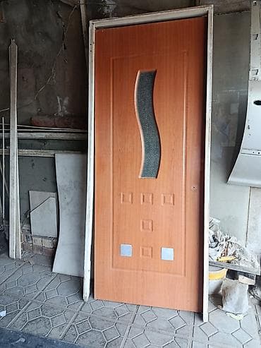 Внутренняя отделка: Двери для домов и квартир, Металлическая, Одностворчатая, Со стеклом, цвет - Коричневый — 1