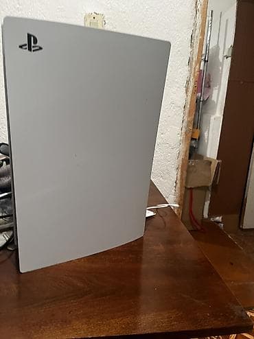 ps2 игры: Игровая приставка Sony PlayStation 5 (версия с дисководом) с набором — 1