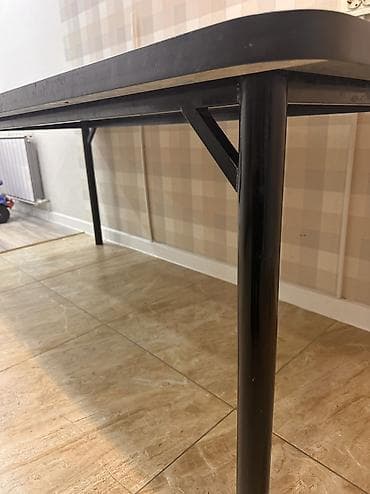 Матрастар: Стол матовый Имитация мрамора Каркас металлический В отличном — 2