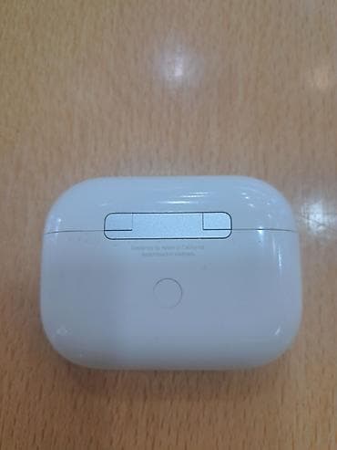 Оригинал Apple AirPods Pro отлично работает, Но правое ухо есть шум но — 1