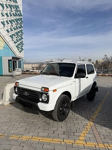 ВАЗ (ЛАДА) 4x4 Нива: 2024 г., 1.7 л, Механика, Бензин, Внедорожник