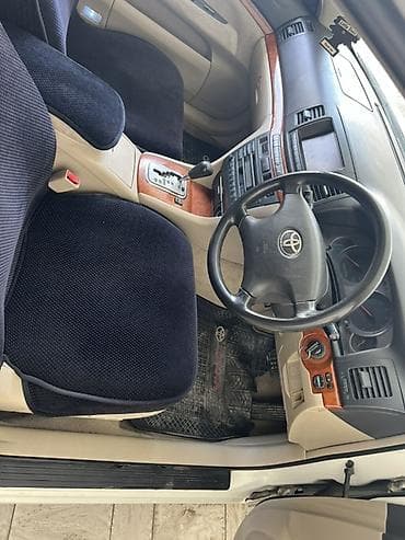 trunk q: Toyota Mark II: 2000 г., 2 л, Автомат, Бензин, Седан — 4