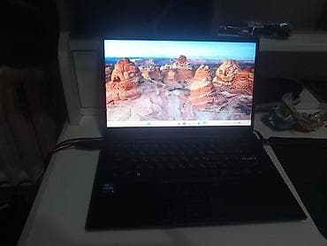 Ноутбук ASUS Vivobook (серия на крышке). Компактный легкий корпус lalafo.kg да Ноутбук ASUS Vivobook (серия на крышке). Компактный легкий корпус