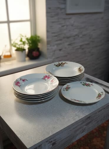 стеклянный кухонный стол: Японские тарелки новые, с разными узорами, качественные — 1