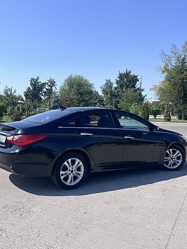 Продажа авто: Hyundai Sonata: 2010 г., 2 л, Автомат, Бензин, Седан — 4
