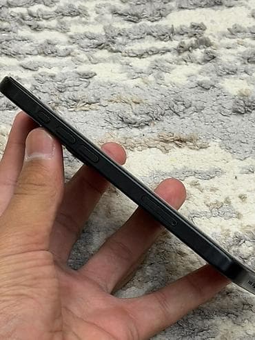 ayfon 12 pro: IPhone 16, Новый, 128 ГБ, Черный, Наушники, Зарядное устройство, Защитное стекло, 93 % — 5